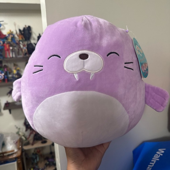 12" Winnie purple walrus NWT squishmallow - Picture 1 of 1
